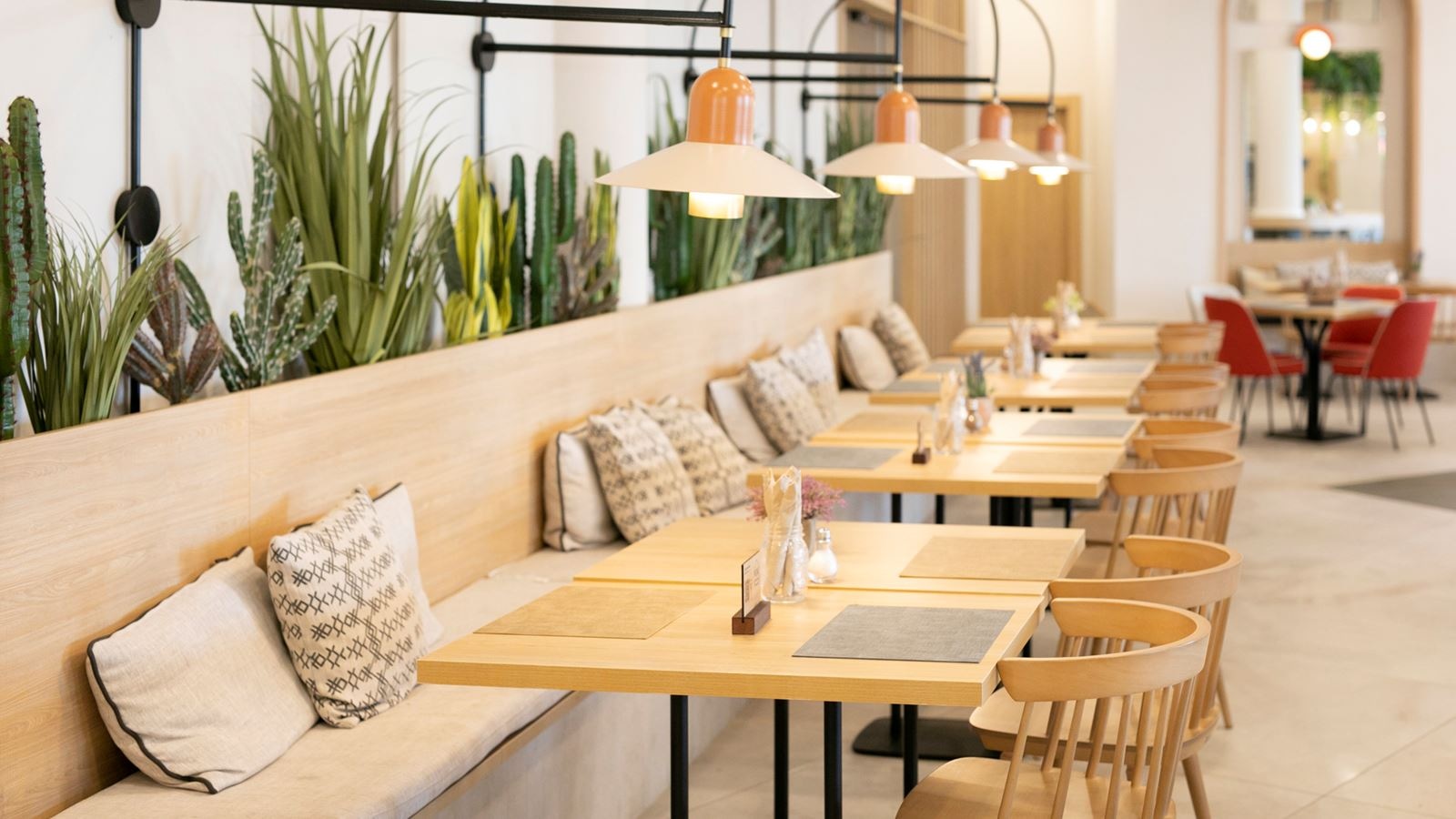 restaurants-picnic-casual-restaurant