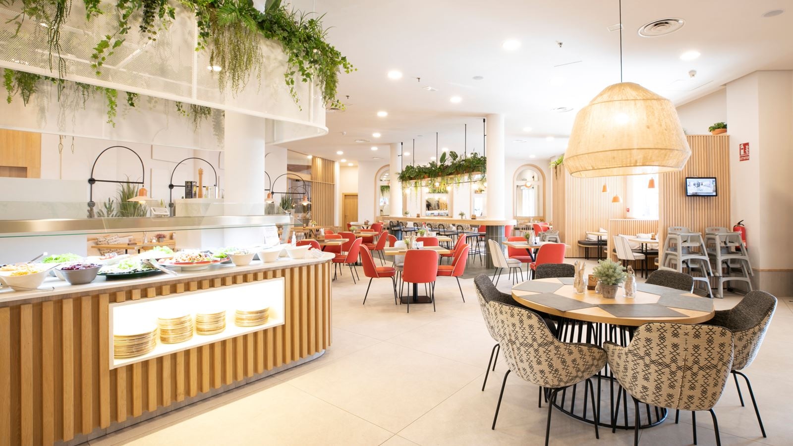 restaurants-picnic-casual-restaurant