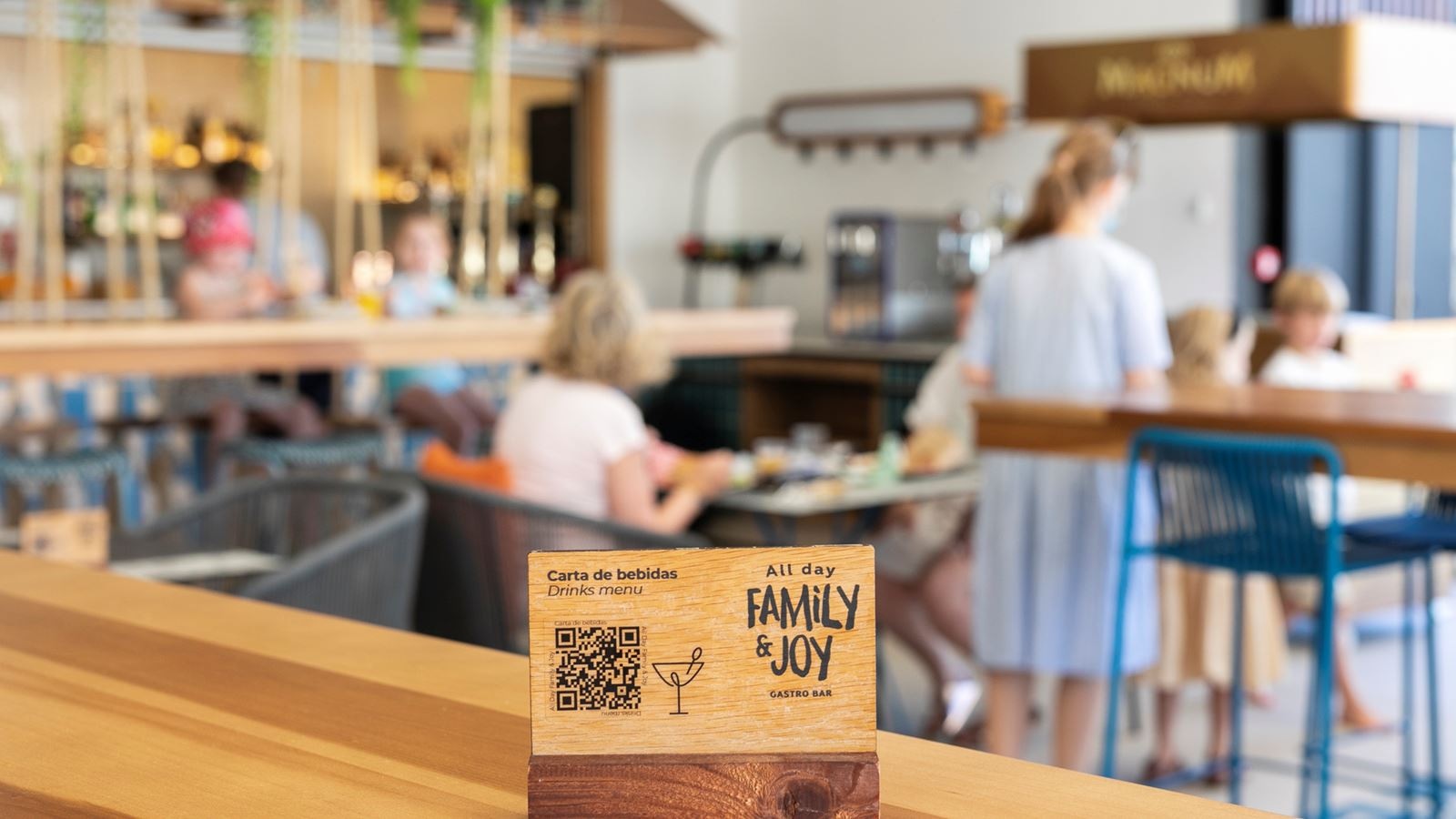 restaurants-family--joy-all-day-gastro-bar