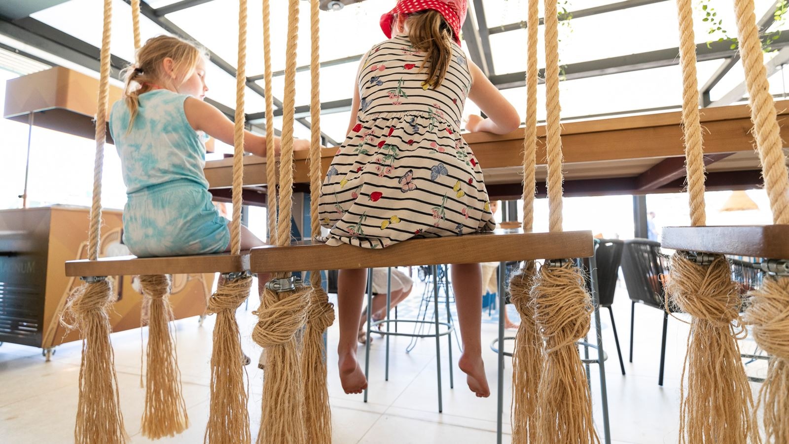 restaurants-family--joy-all-day-gastro-bar