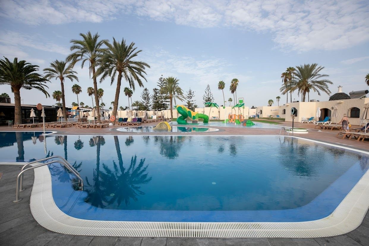 pools-outdoor-childrens-pool