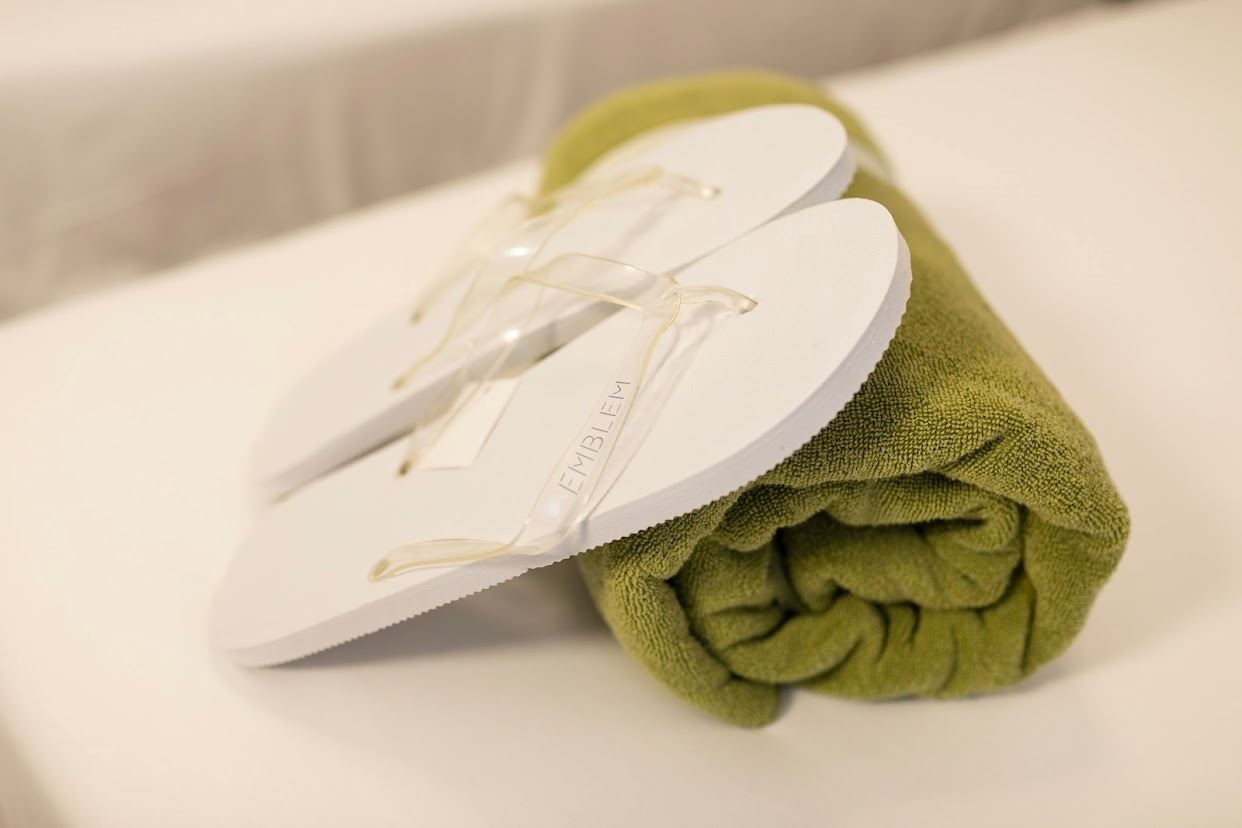 rooms-family-suite-emblem-2-bedrooms-with-terrace--sue2