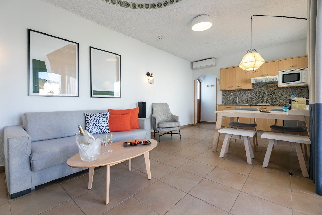 rooms-premium-villa-emblem-1-bedroom-with-terrace--v1