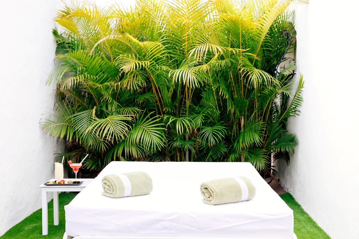 rooms-family-villa-emblem-2-bedrooms-with-terrace--v2