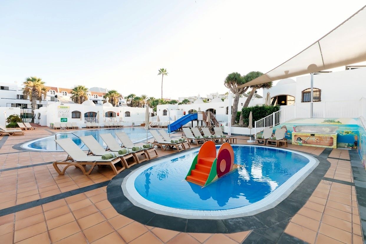 pools-outdoor-childrens-pool