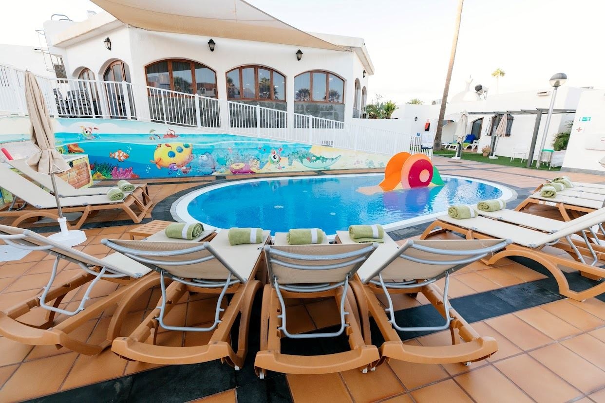 pools-outdoor-childrens-pool