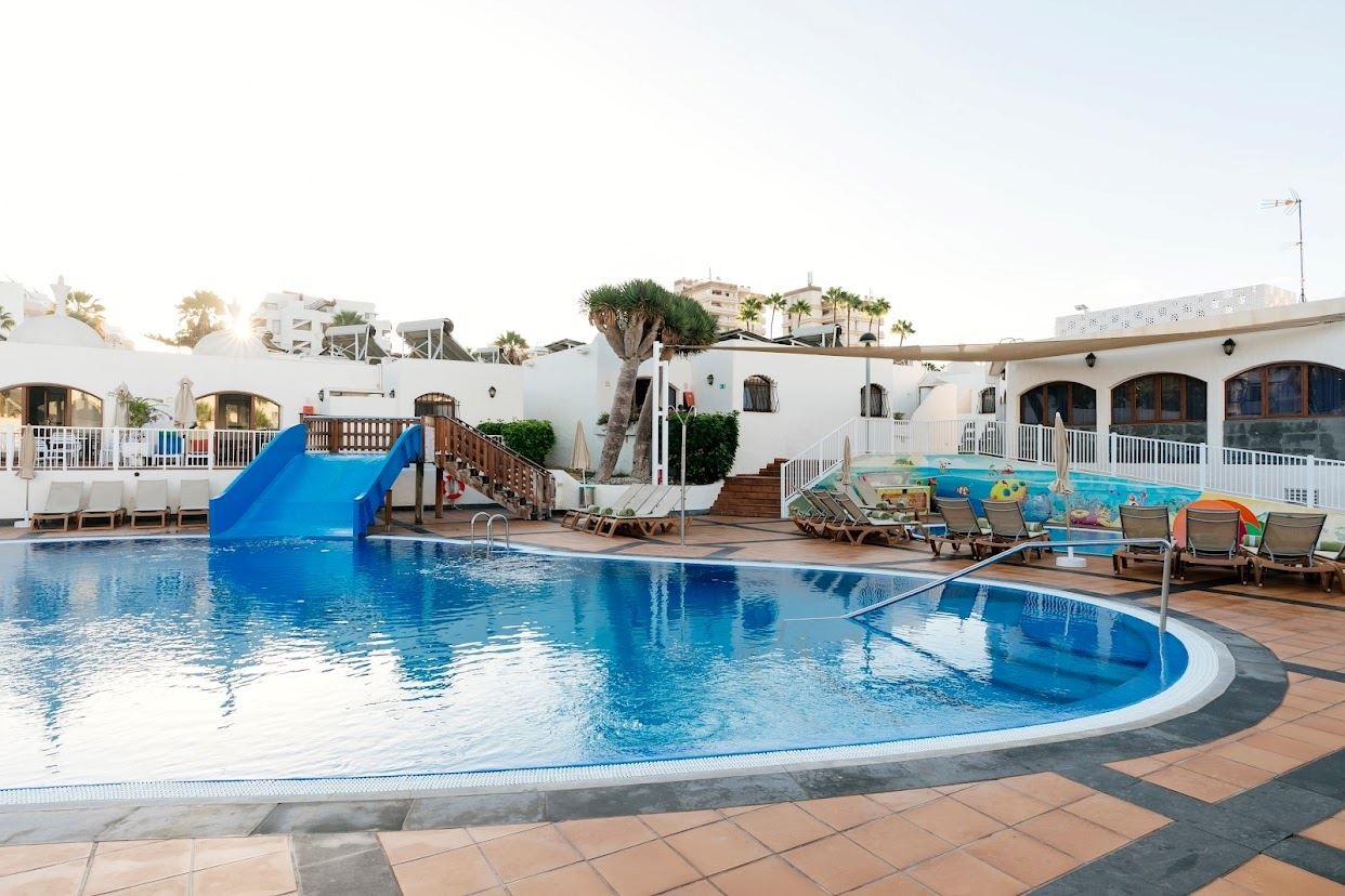 pools-outdoor-childrens-pool