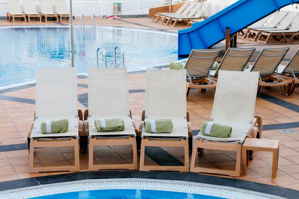 pools-outdoor-childrens-pool