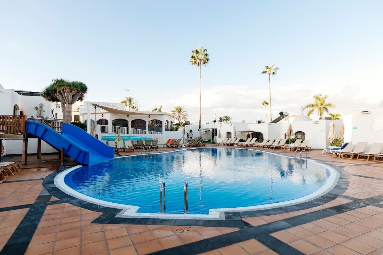 pools-outdoor-childrens-pool