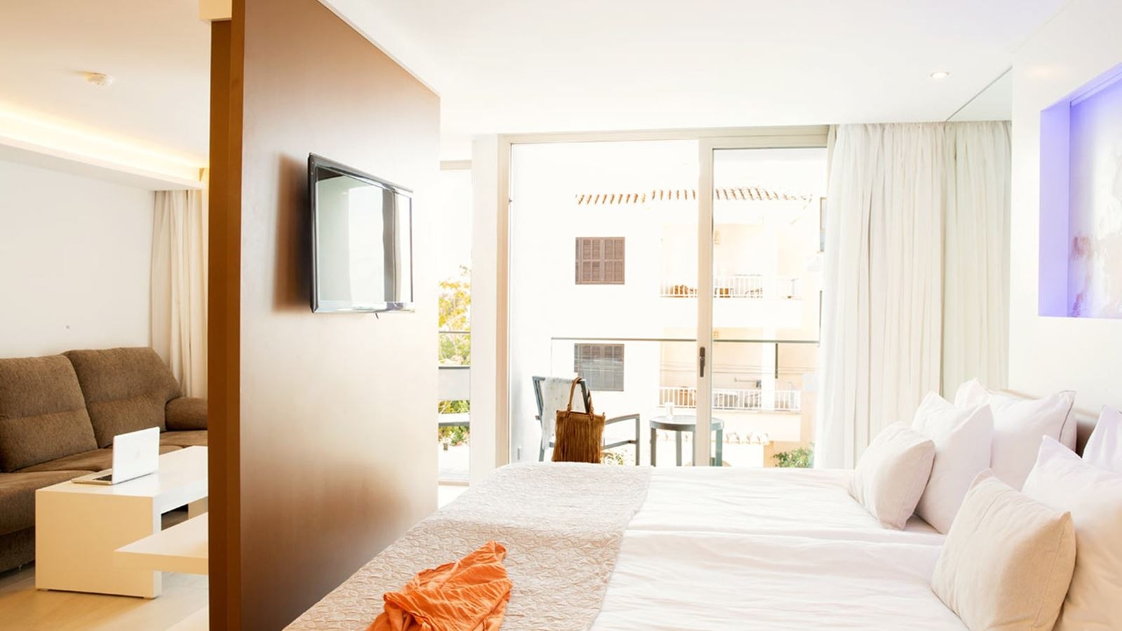 rooms-junior-suite-standard