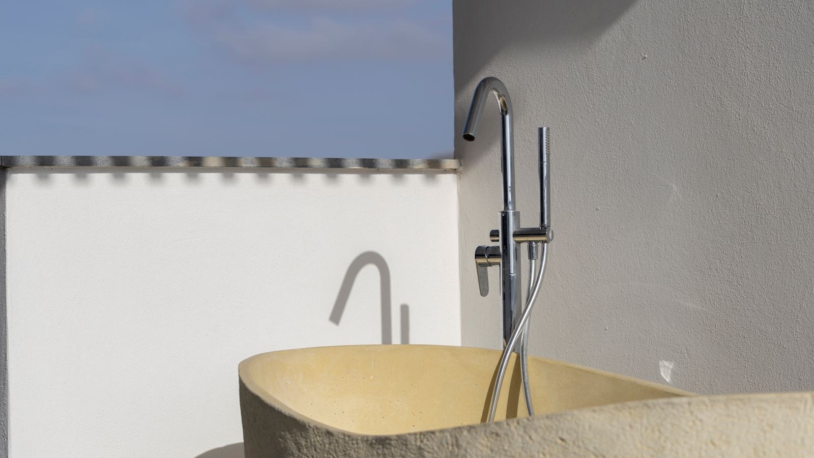 rooms-superior-one-bedroom-apartment-with-rooftop-solarium-srt