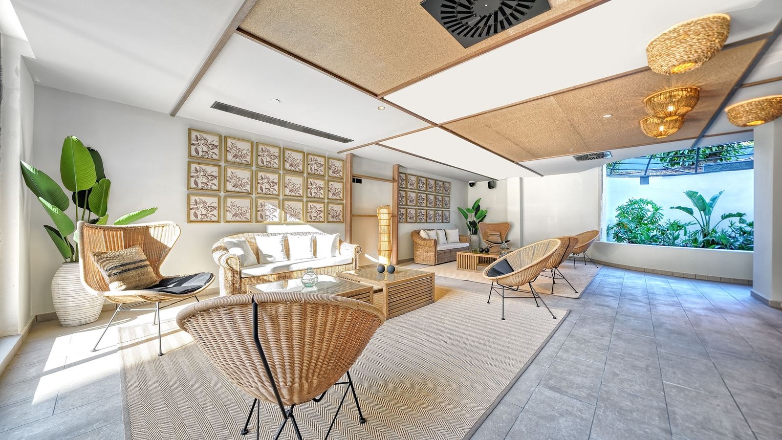 bars-the-sail-bar-adults-only