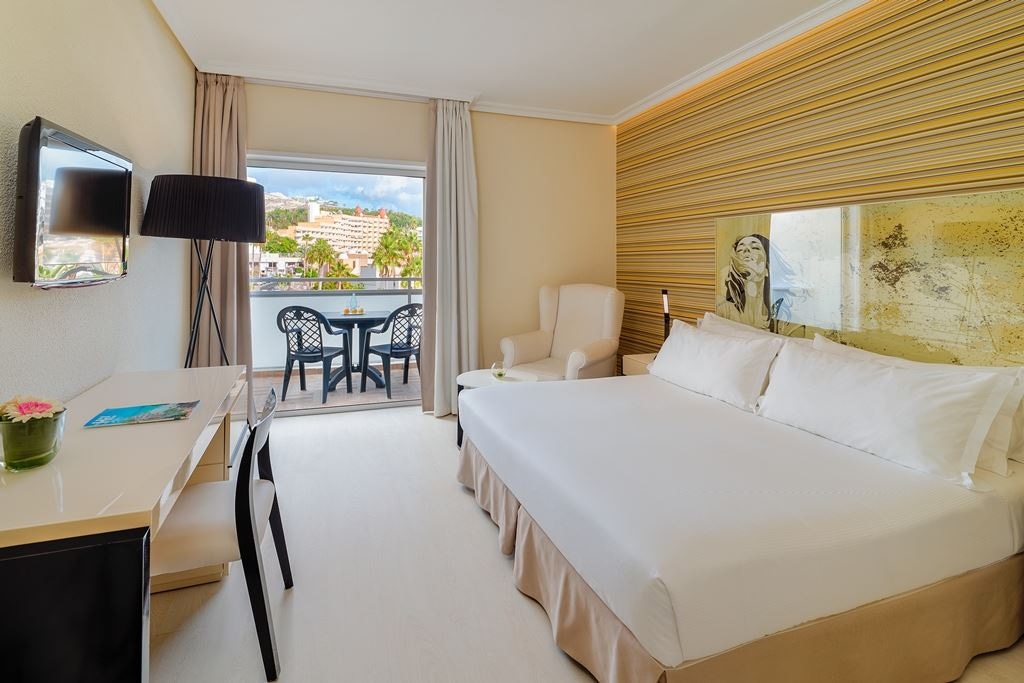 rooms-double-standard-room