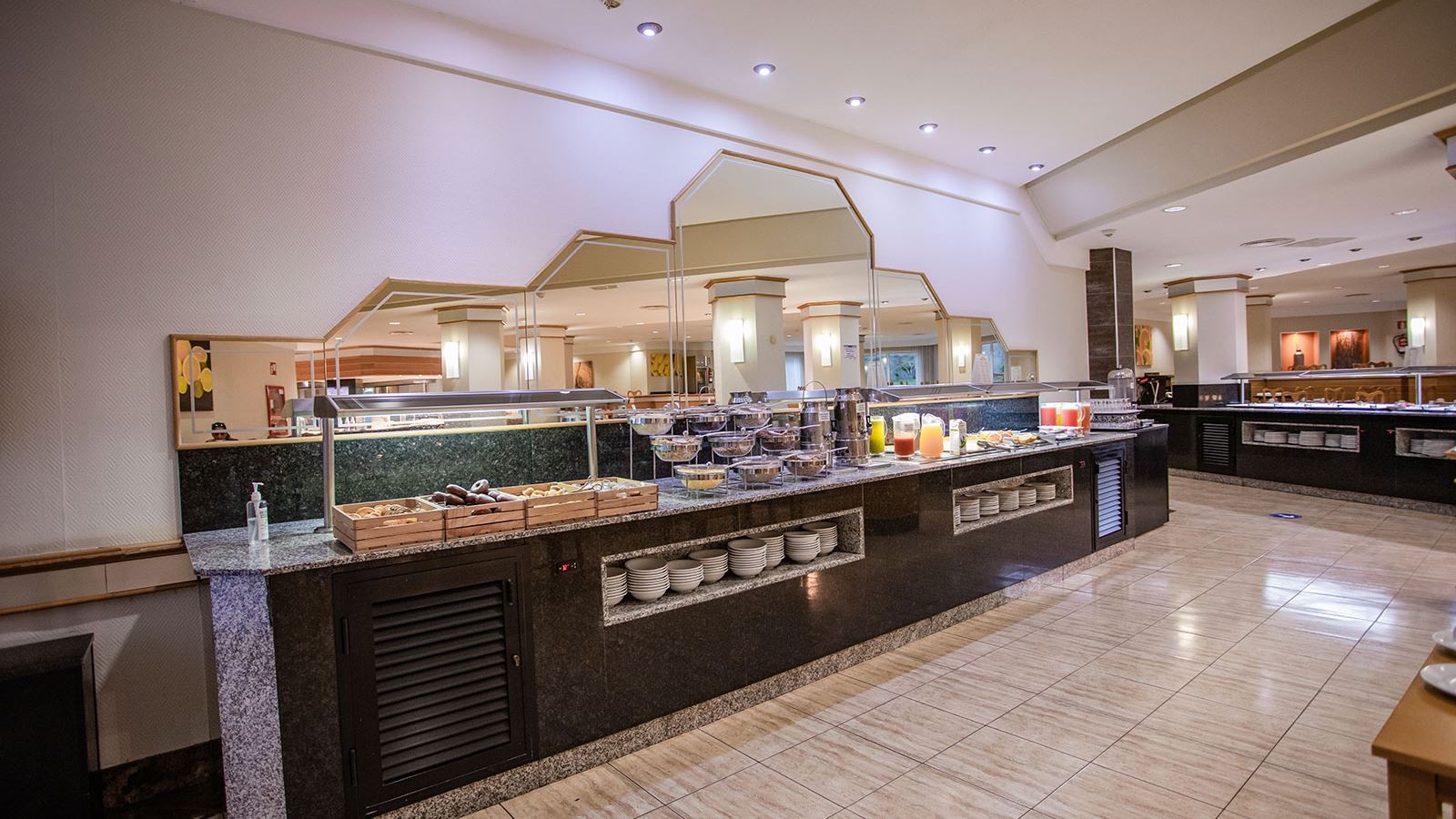 restaurants-main-restaurant