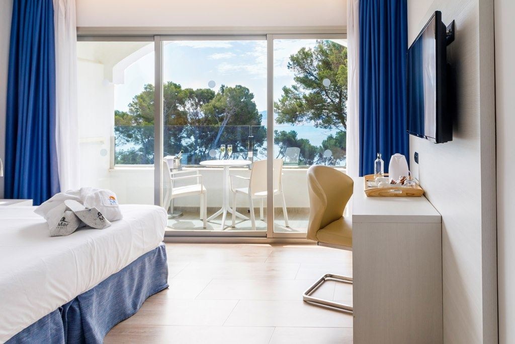 rooms-junior-suite-sea-view