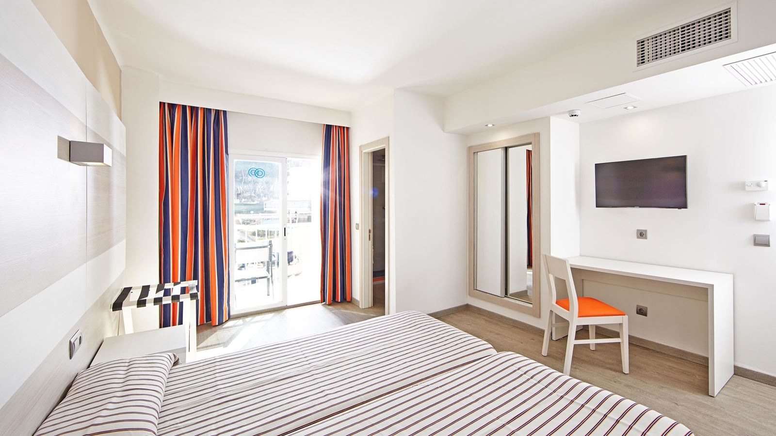 rooms-db--double-room