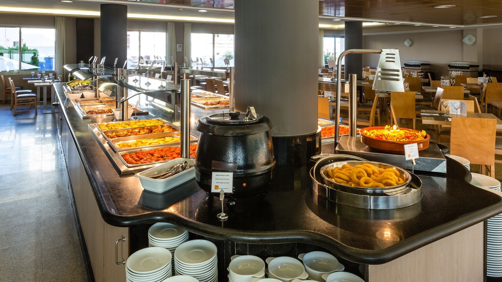 restaurants-restaurants