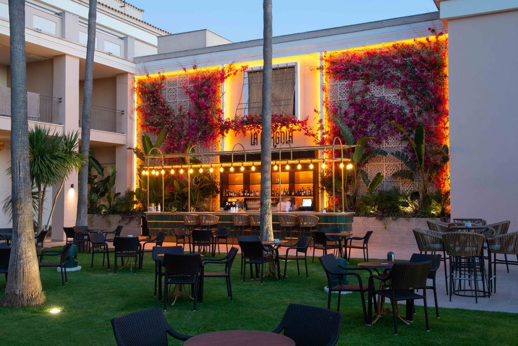 restaurants-restaurants