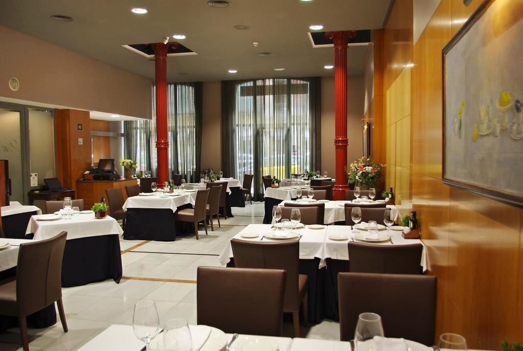 restaurants-restaurants