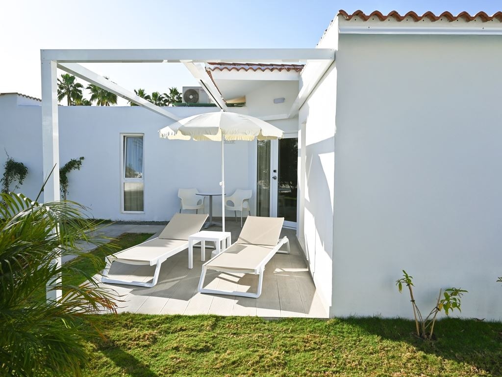 rooms-superior-bungalow-with-terrace