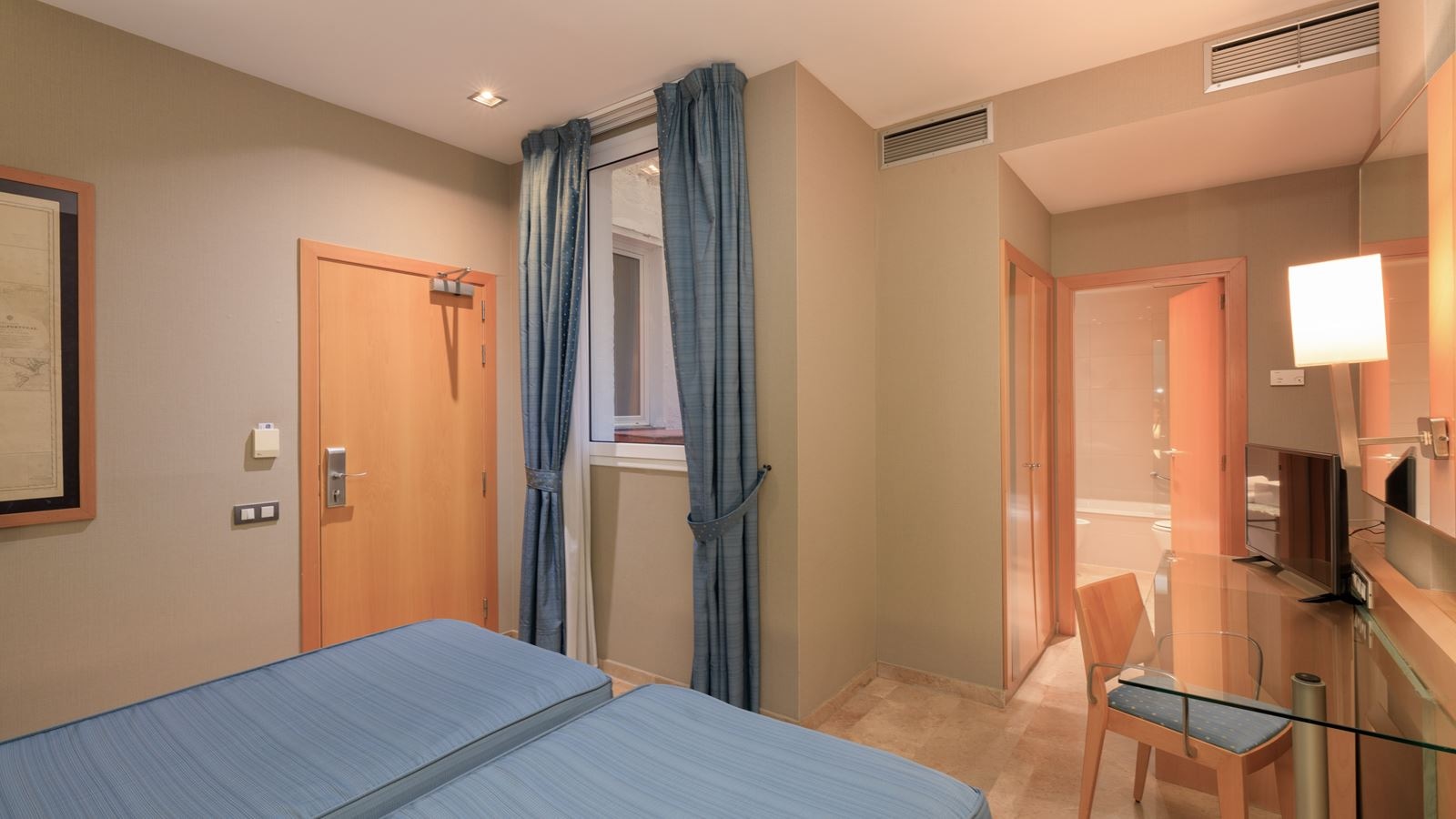 rooms-double-or-twin-standard