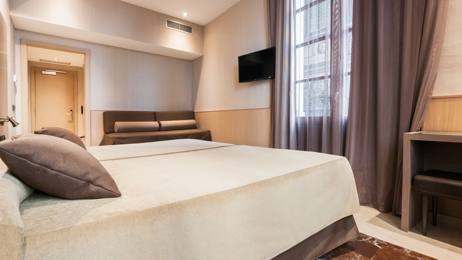 rooms-single-standard