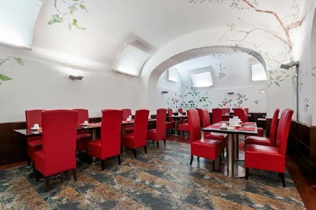 restaurants-main-restaurant