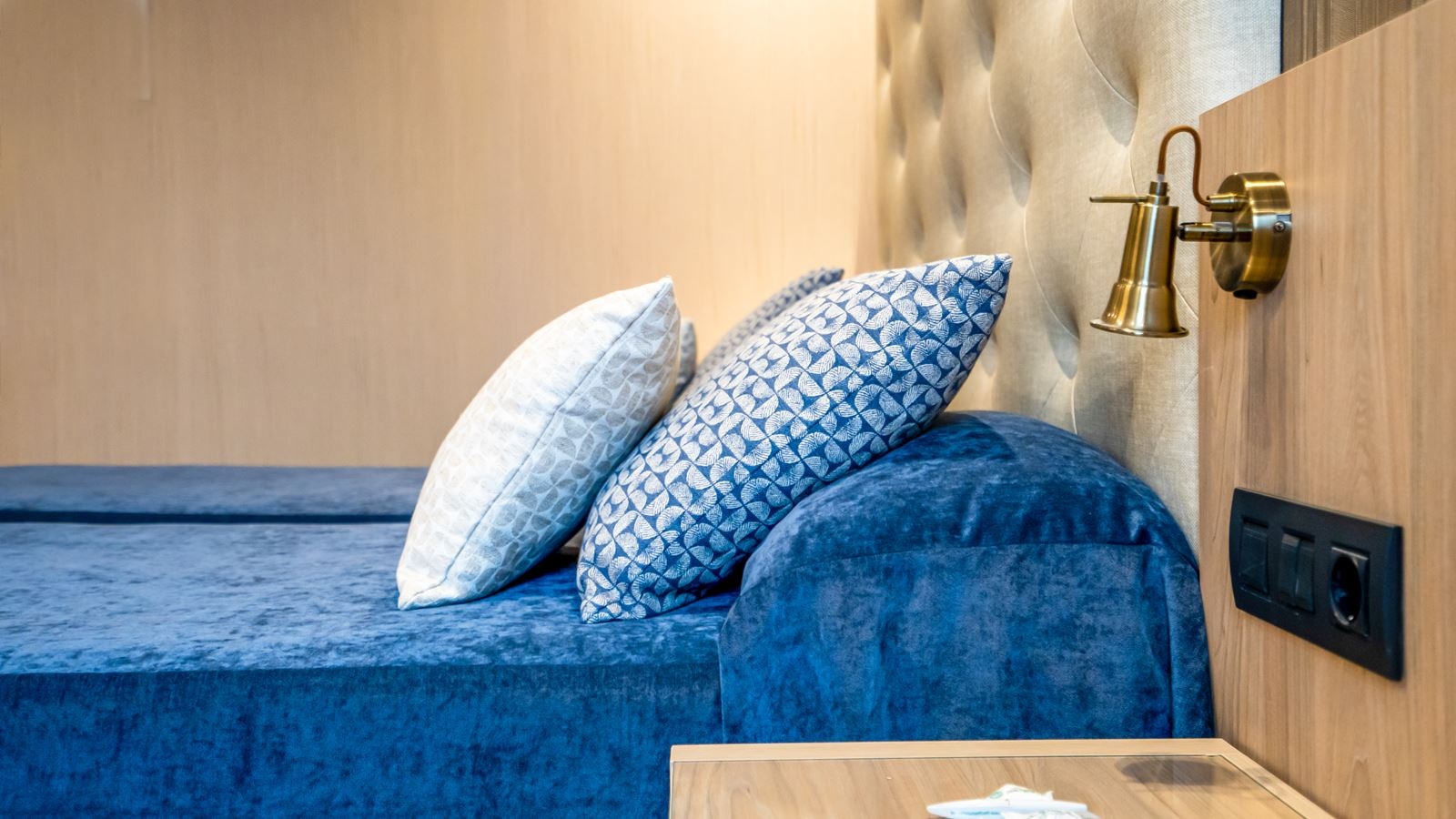 rooms-junior-suite-partial-ocean-view