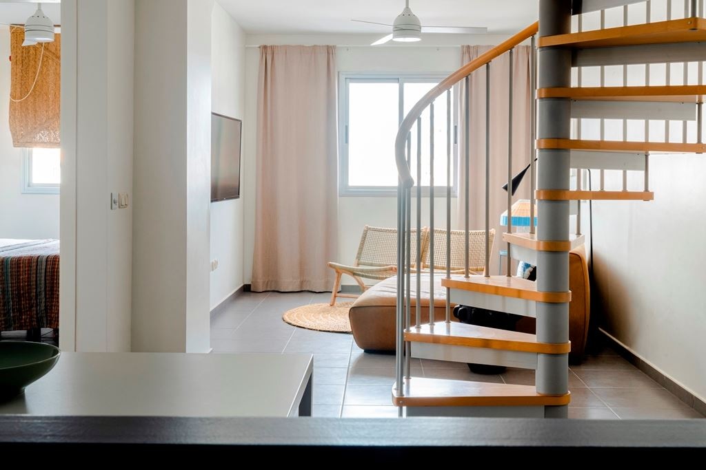 rooms-as4-2-bedroom-apartment-rooftop-apartment-solarium