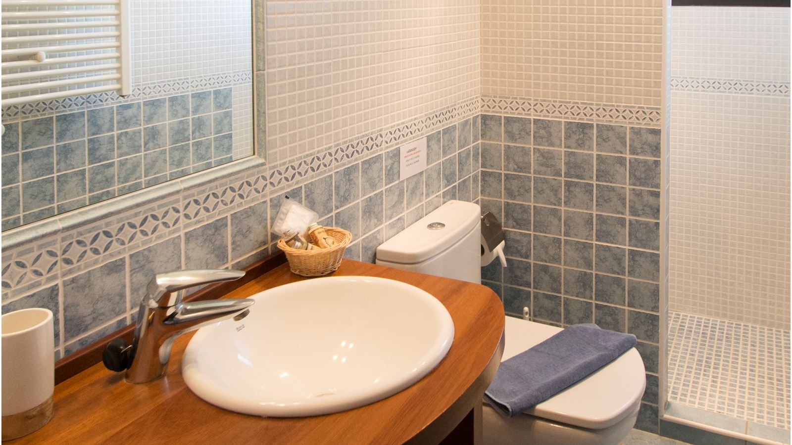 rooms-bungalow-1-bedroom