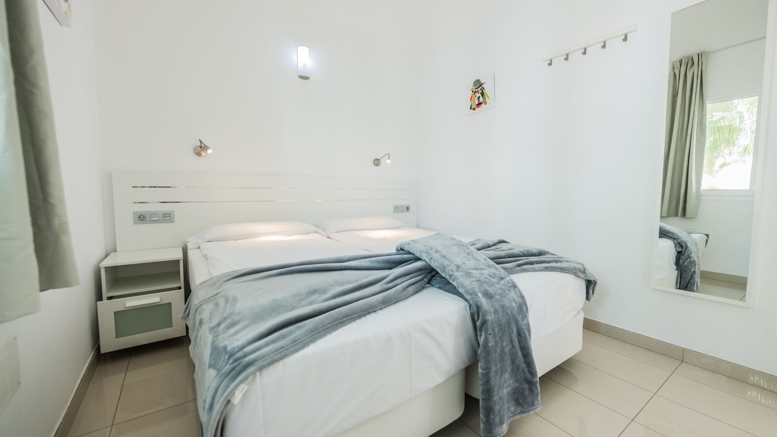 rooms-1-bedroom-apartment-deluxe-single-use-with-balcony-or-terrace