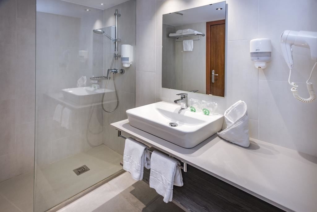 rooms-standard-room-sea--view