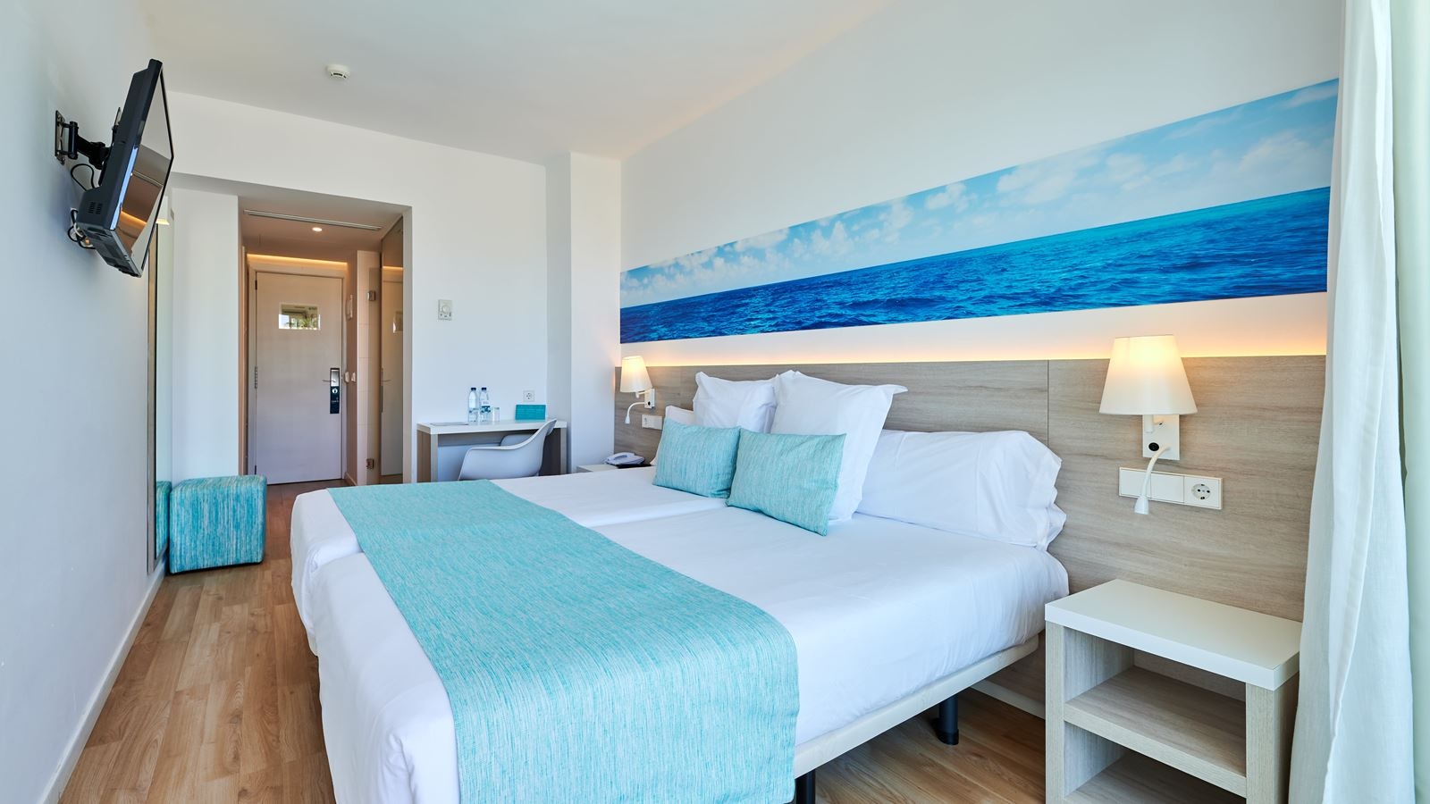 rooms-double-balcony-or-terrace