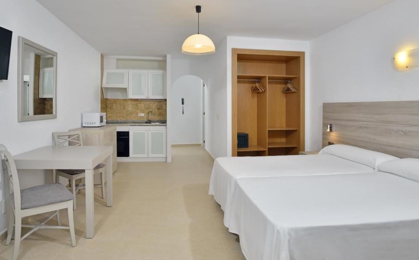 rooms-standard-studio