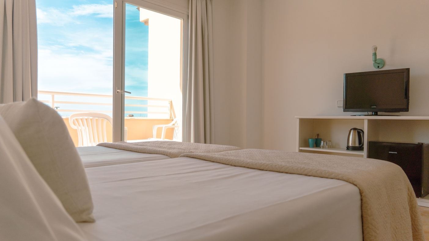 rooms-double-with-terrace