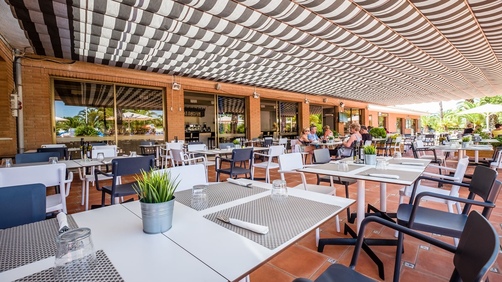 restaurants-restaurant-camping-vendrell-platja