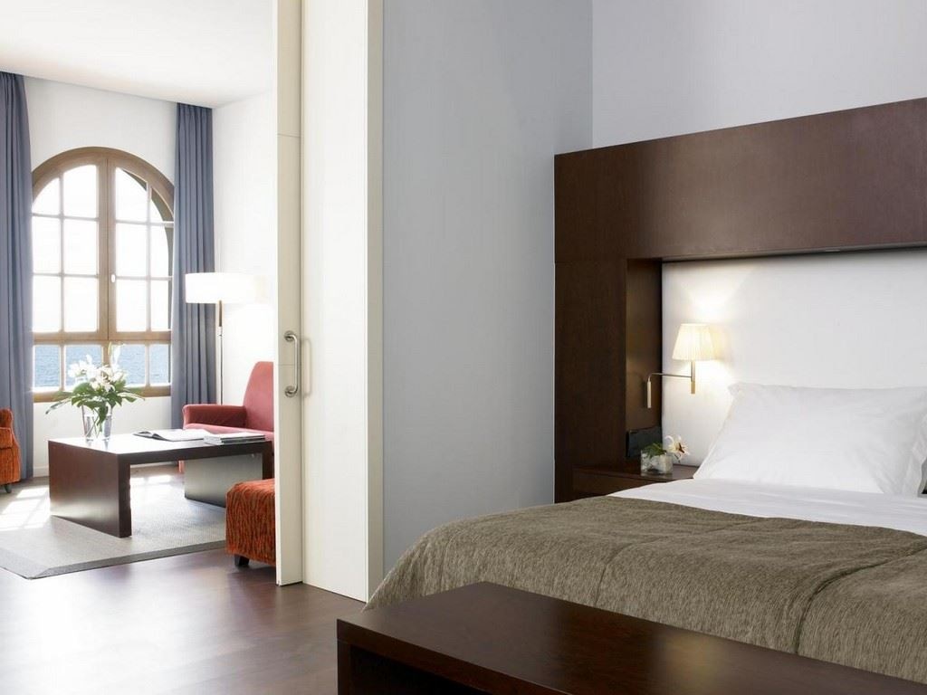 rooms-prestige-family-beachfront-without-balconyterrace