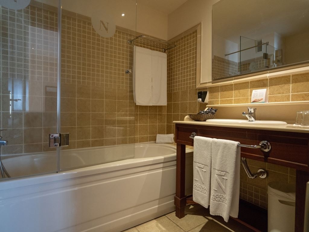 rooms-junior-suite