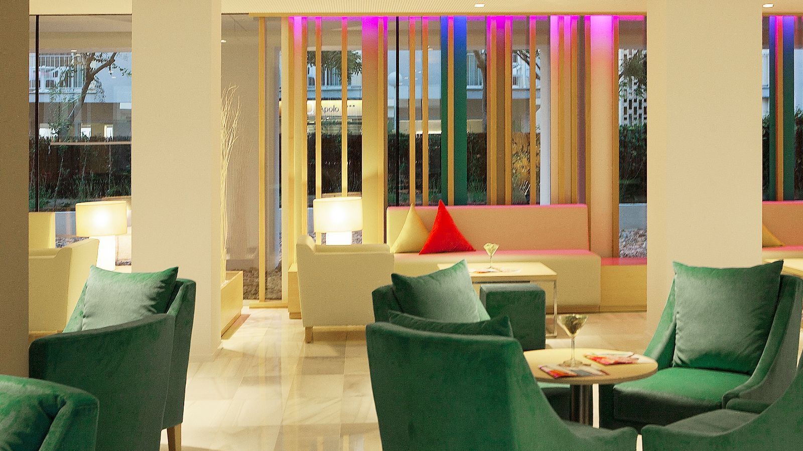 bars-poolside-snack-bar