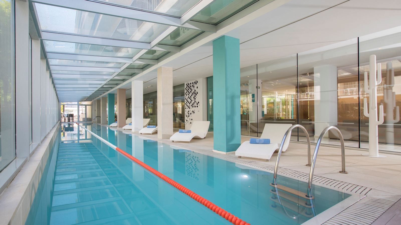 pools-indoor-pool