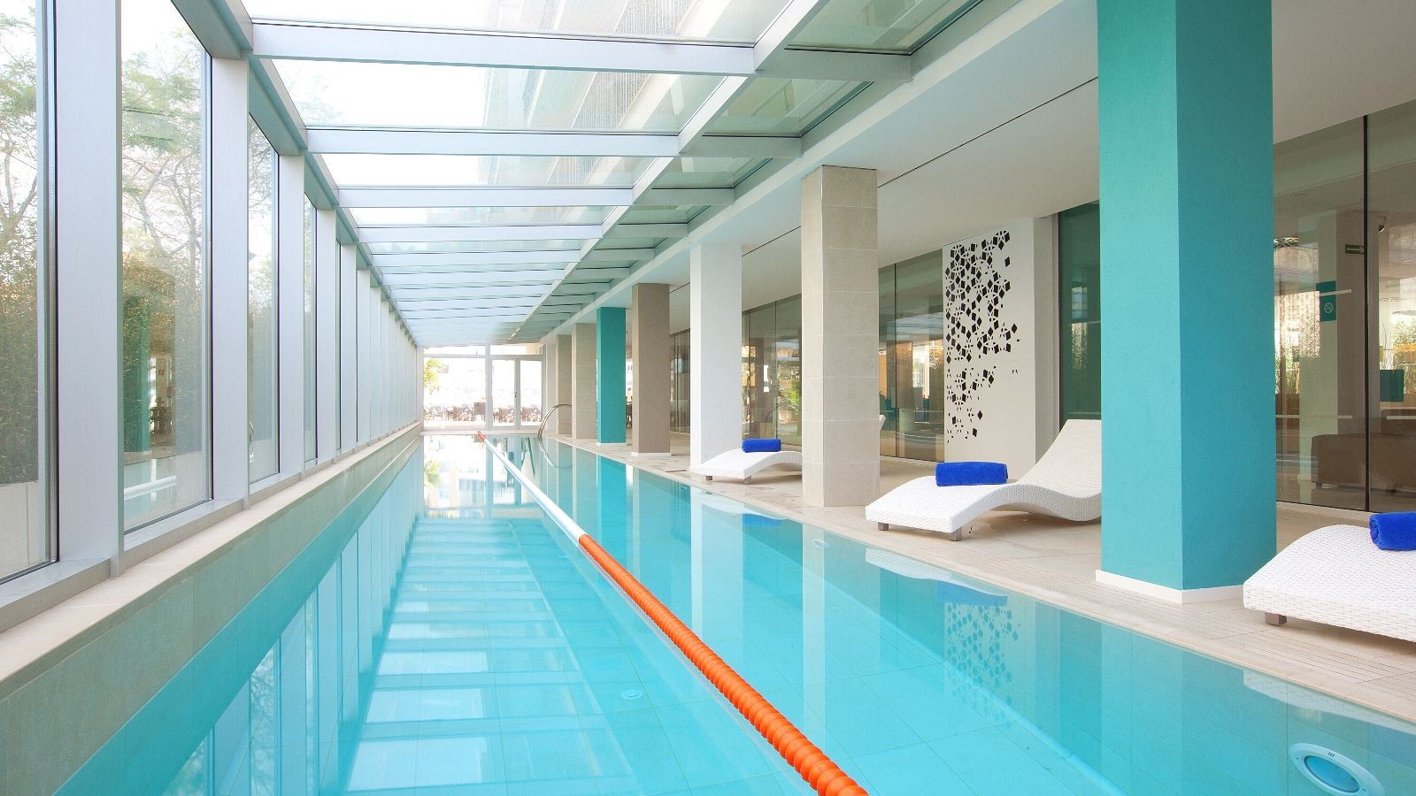 pools-indoor-pool