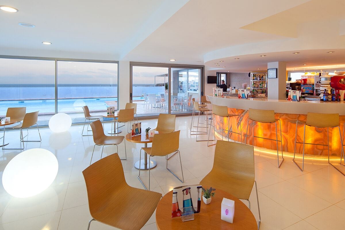 restaurants-bar-cafeteria