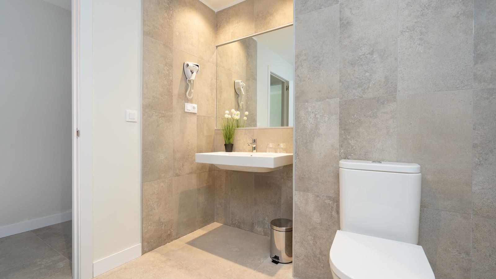 rooms-double-deluxe-room-with-balcony-or-terrace-dxe