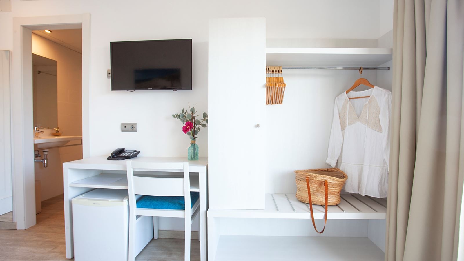 rooms-triple-room