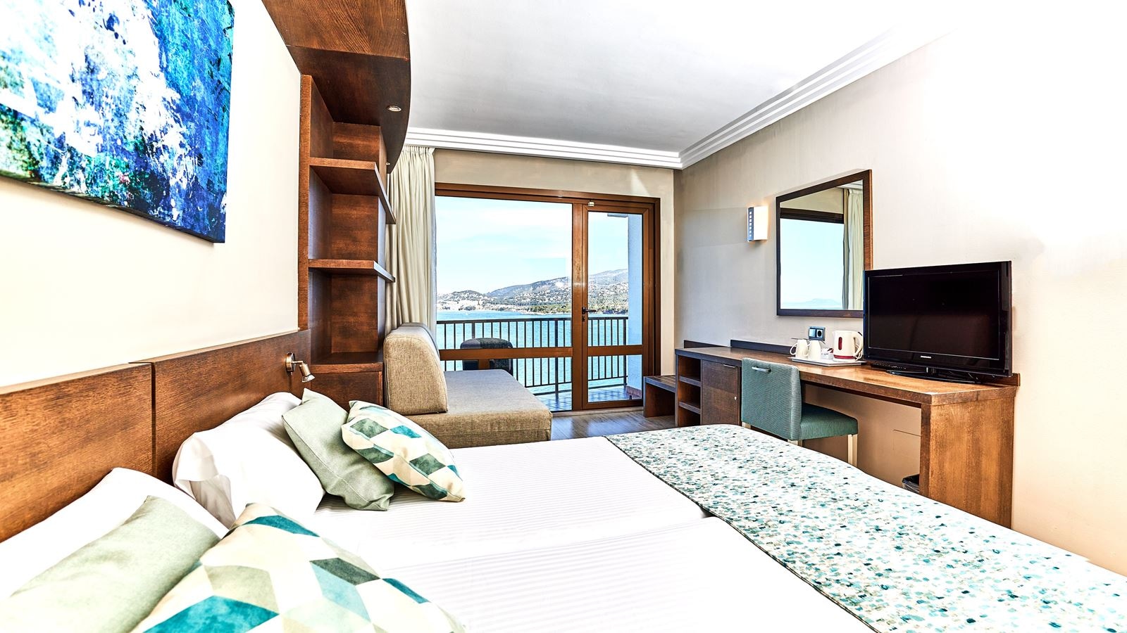 rooms-double-or-twin-sea-view-capacity-3