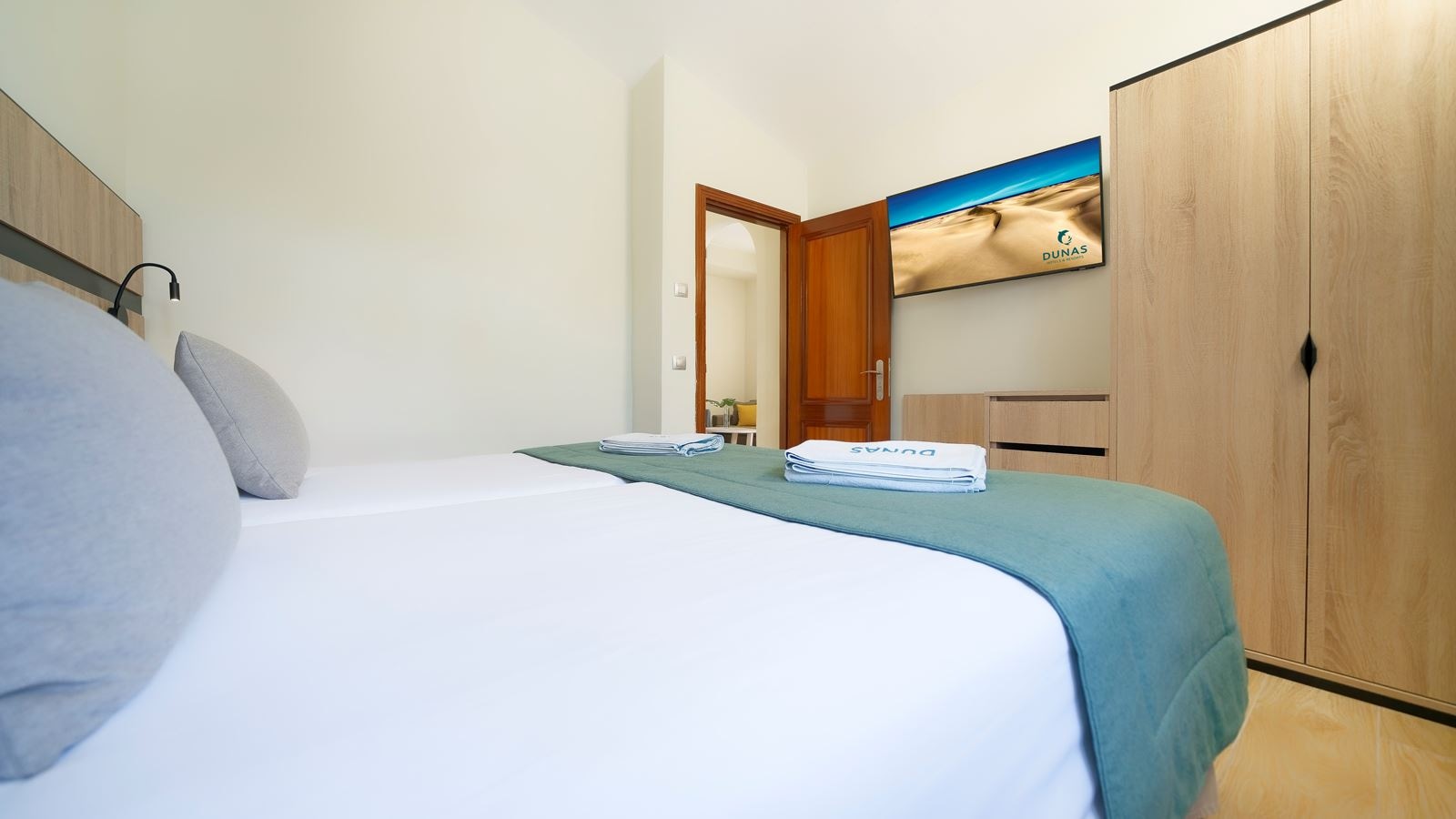 rooms-villa--2-bedrooms-with-terrace