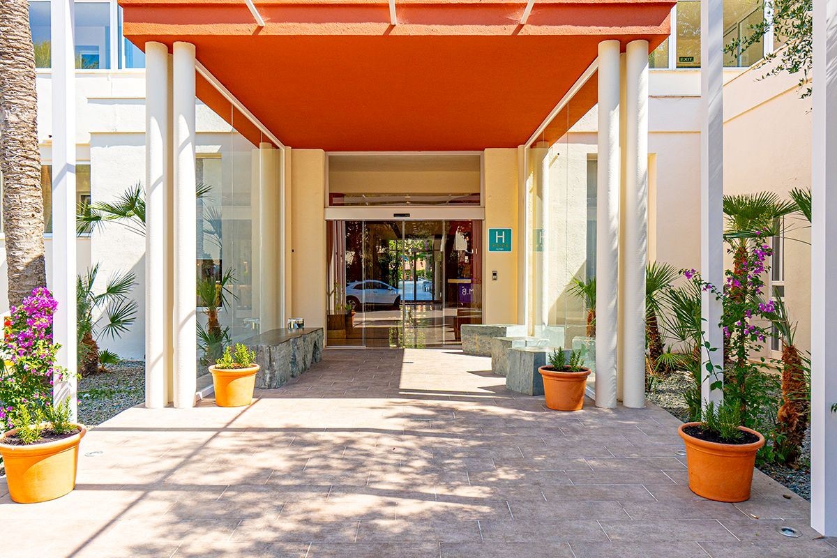 general-main-building