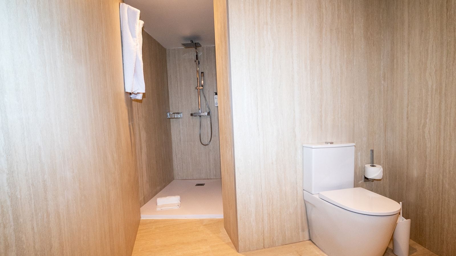 rooms-double-room-with-side-sea-view-balcony-or-terrace