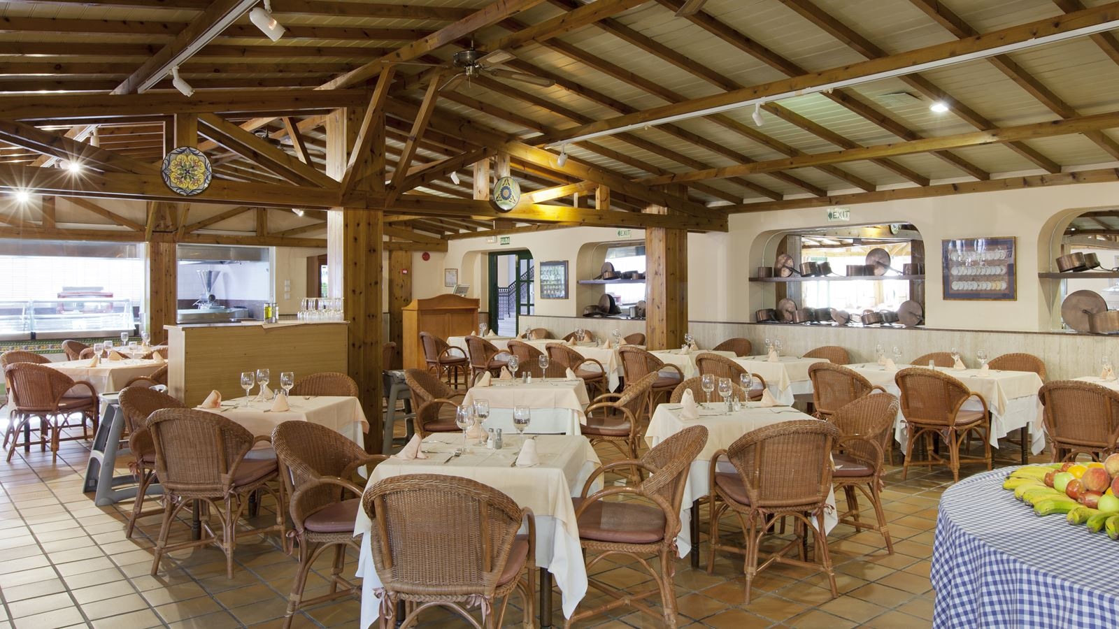 restaurants-restaurant-buffet