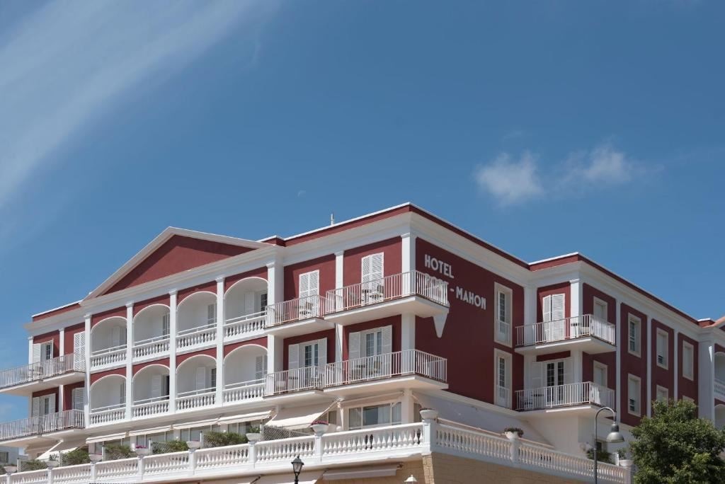 general-main-building